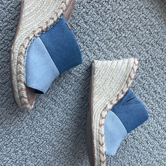 TOMS’s wedge jean sandal size 6 - Picture 3 of 7